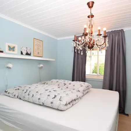 Holiday home Solferie Holiday Jolleveien *