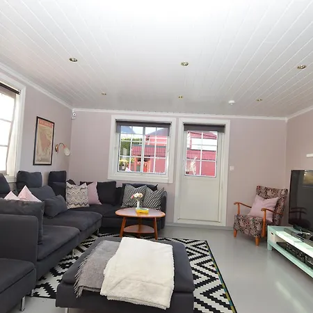 Solferie Holiday Jolleveien Vakantiehuis